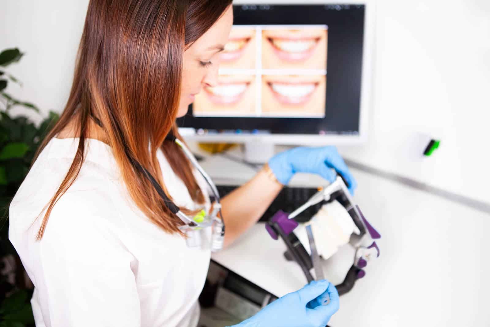 Minimalinvasive plastische Parodontalchirurgie - Zahnarztpraxis Dr. med. dent. Michael Ites