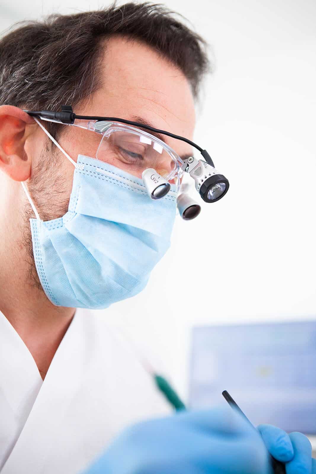 Minimalinvasive plastische Parodontalchirurgie - Zahnarztpraxis Dr. med. dent. Michael Ites